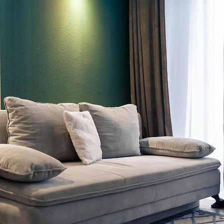Modern Living Apartment - 3-Zimmer - Nuernberg Nord, Ruhige Seitenstrasse, Fusslaeufig Strassenbahn Ngoại thất bức ảnh